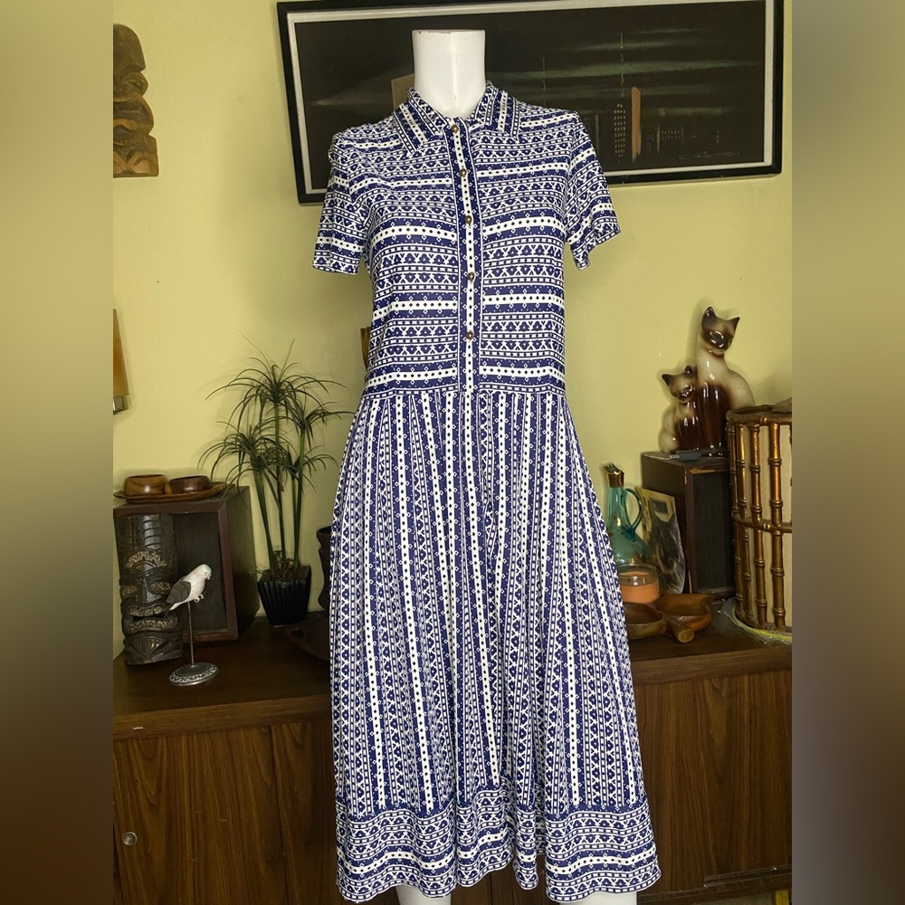 Vintage button up geometric print 1960’s dress cottage MOD 1970’s Retro